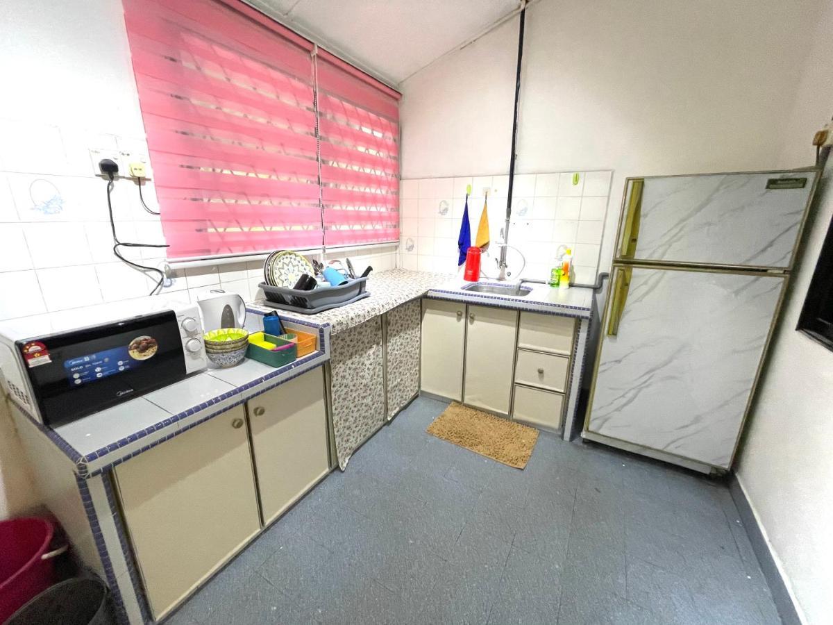 Heritage Cozy Entire 3 Bedroom House At Kijang Alma Bukit Mertajam Exterior foto